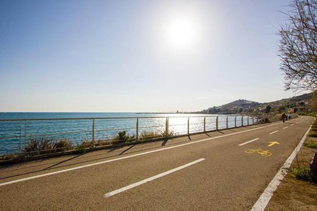 Casa Fiorenza Parcheggio Privato San Remo Zewnętrze zdjęcie