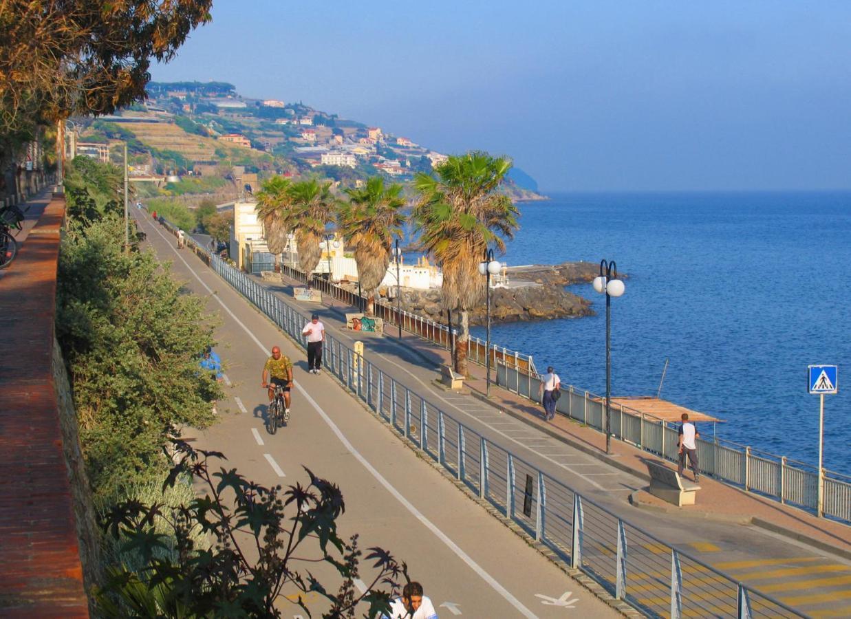 Casa Fiorenza Parcheggio Privato San Remo Zewnętrze zdjęcie